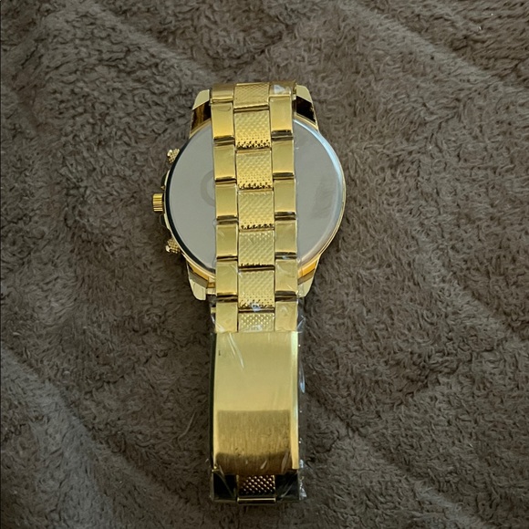 Gold Men's Watch New - Picture 2 of 4
